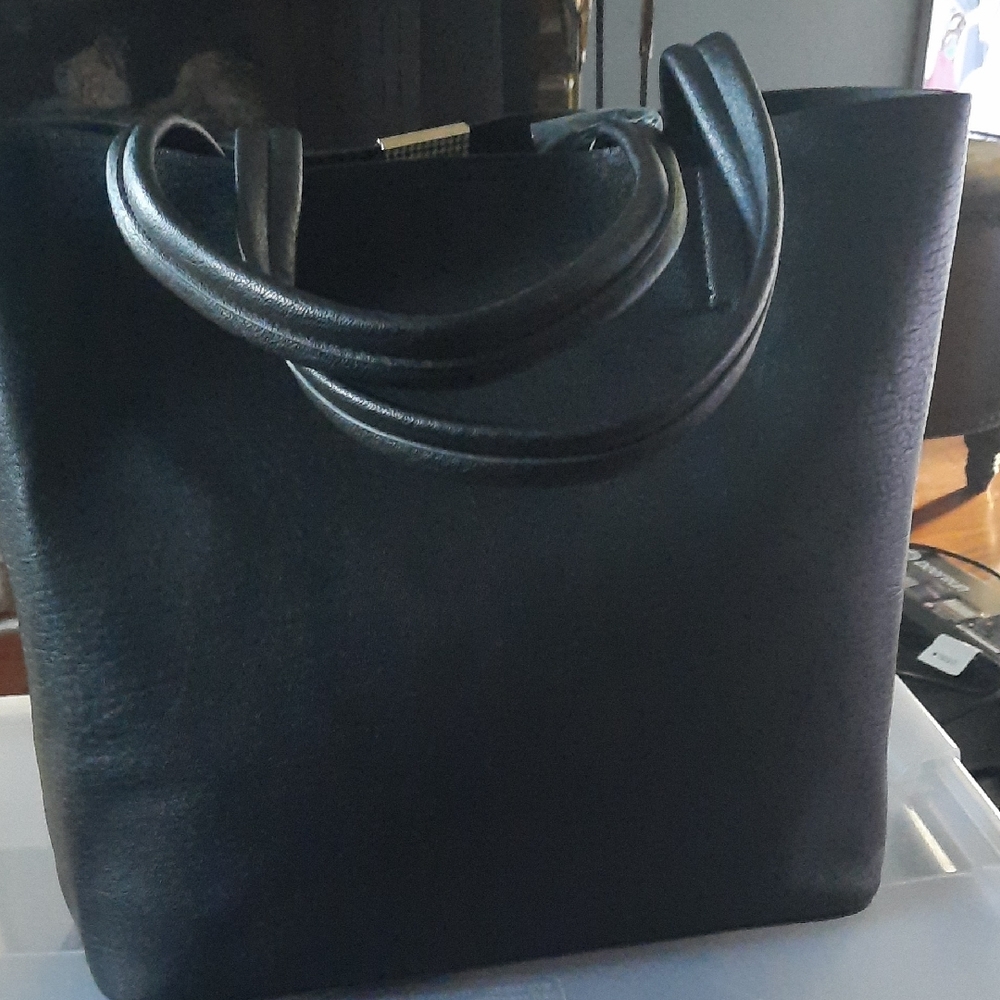 Madison West Tote